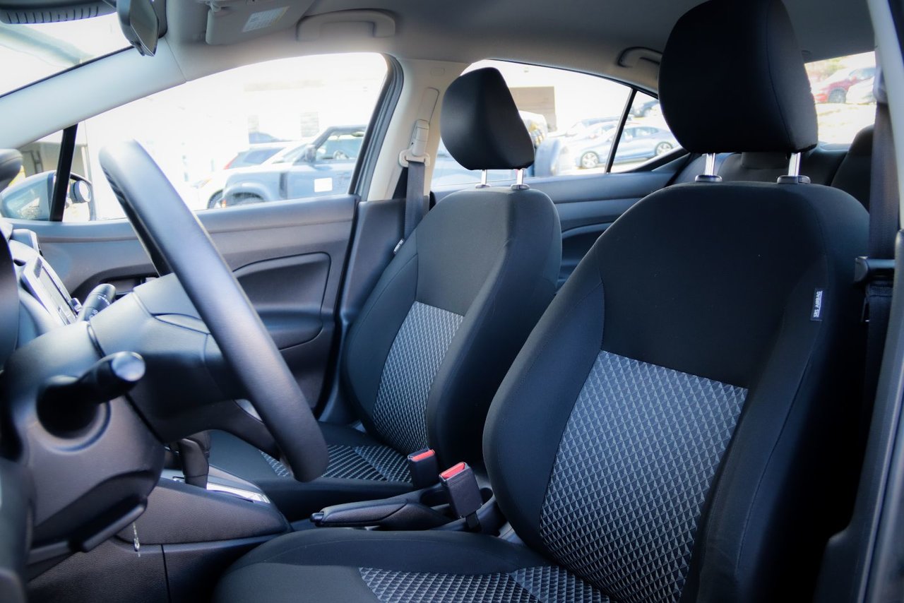 2022 Nissan Versa S-13