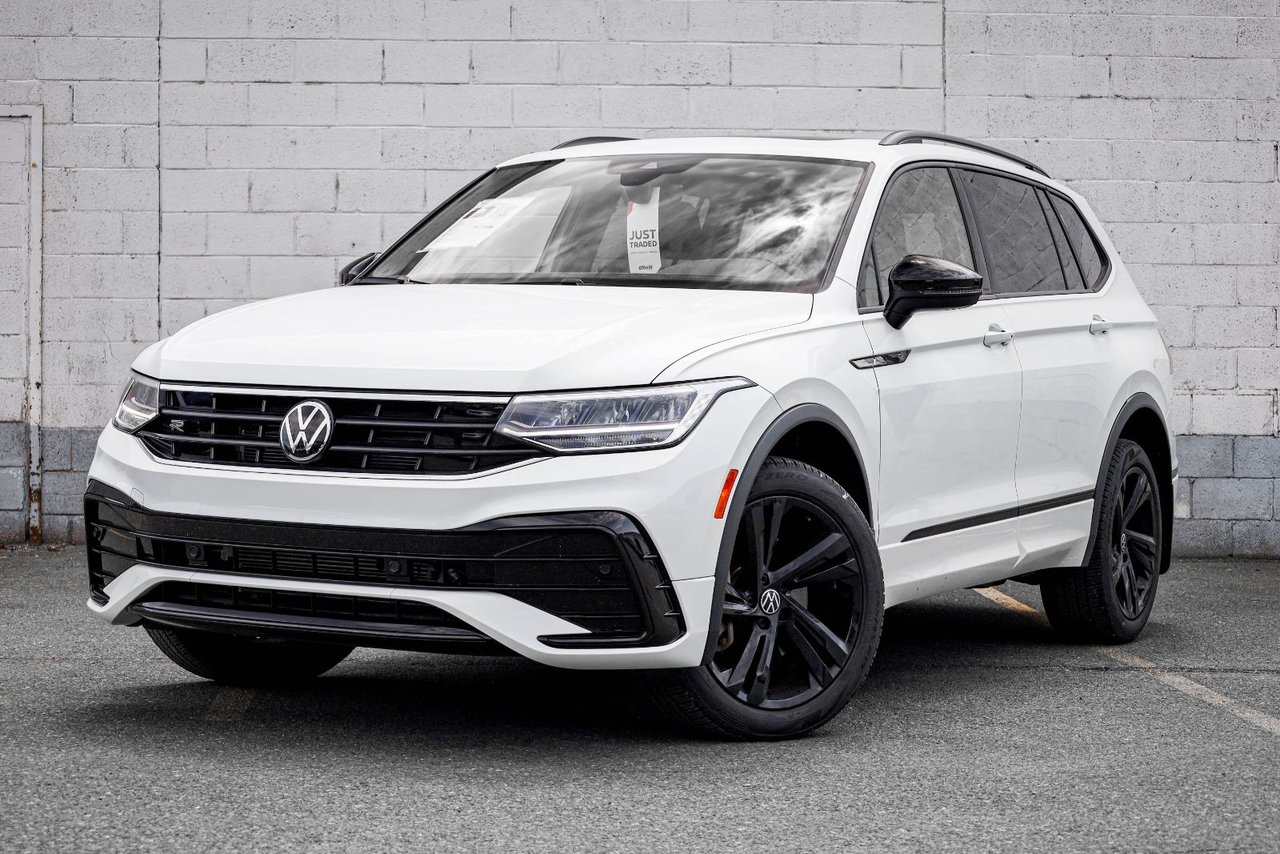 2024 Volkswagen Tiguan Comfortline R-Line Black Edition-2