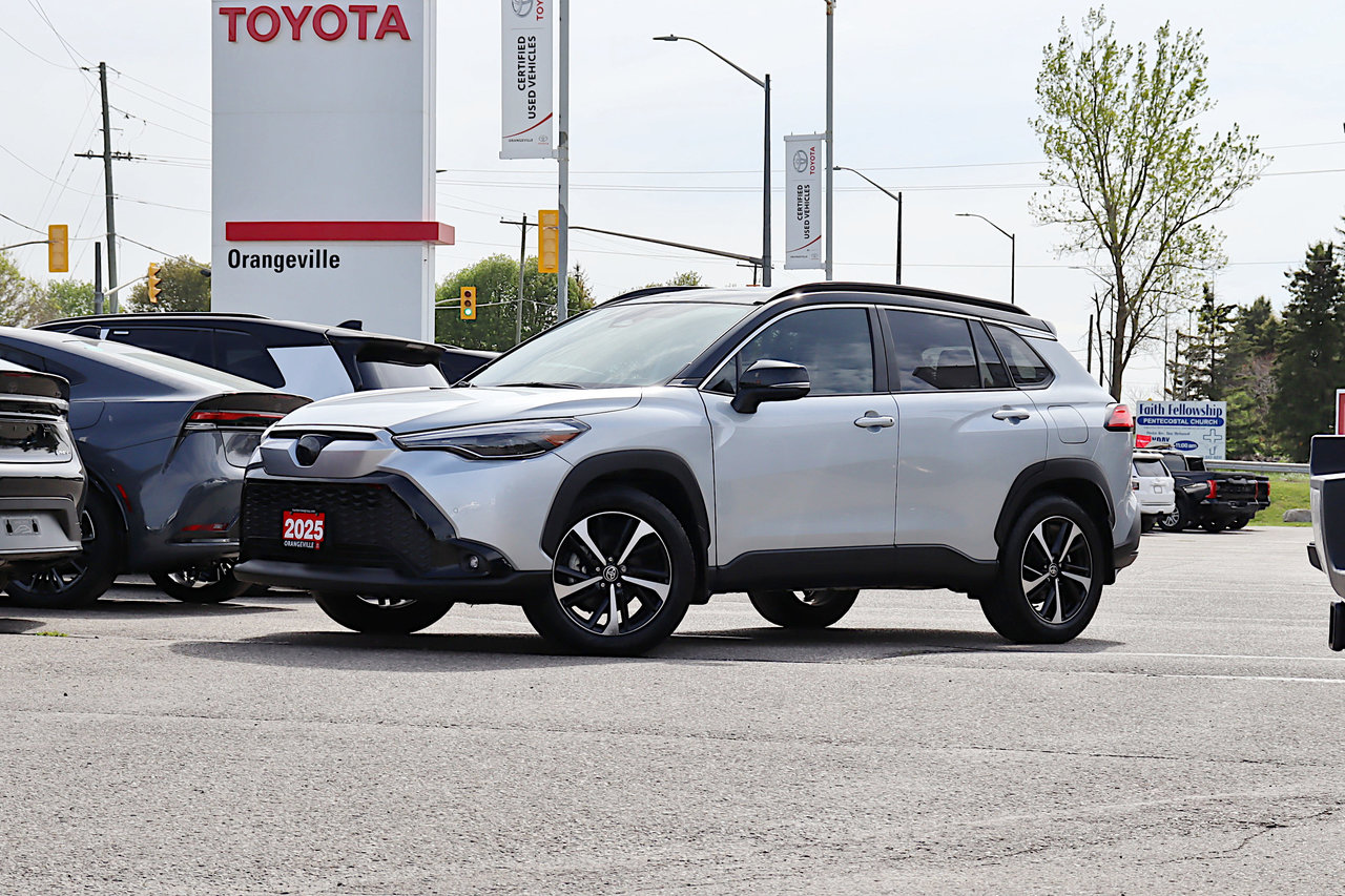 Toyota Corolla Cross Hybrid XSE AWD 2025