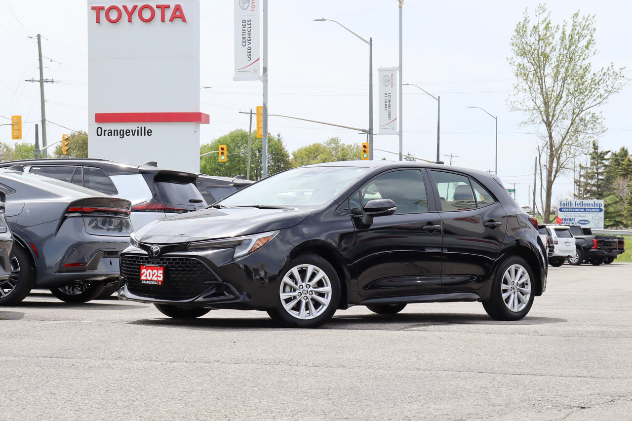 Toyota Corolla Hatchback SE Plus FWD 2025