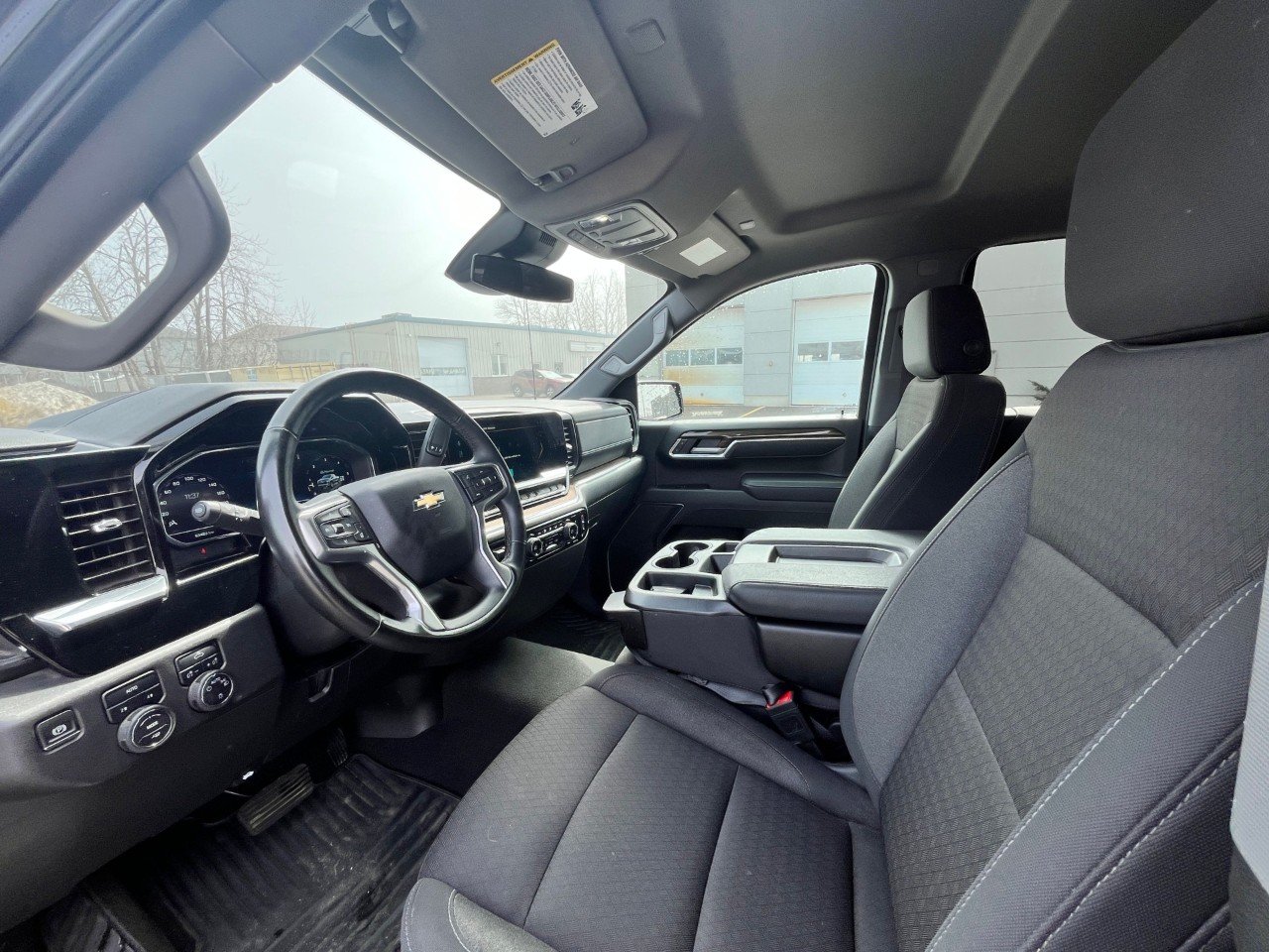 2025 Chevrolet Silverado 1500 LT-9