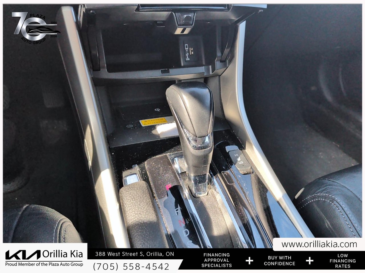 2016 Honda Accord Sedan Touring-14