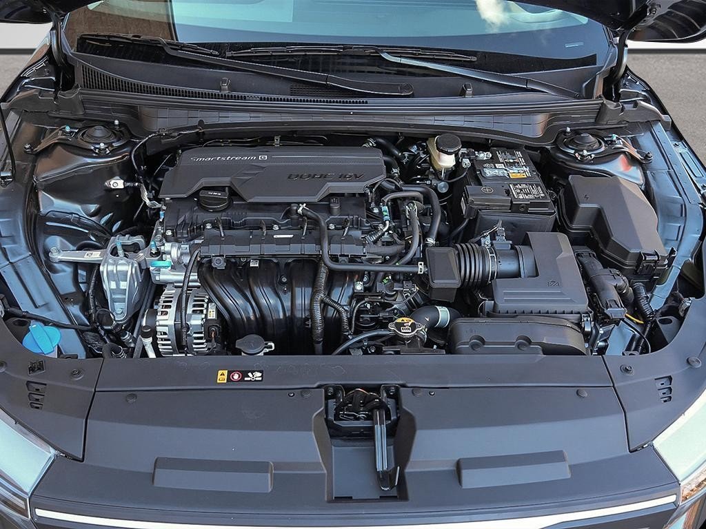 2025 Kia K4 EX-8