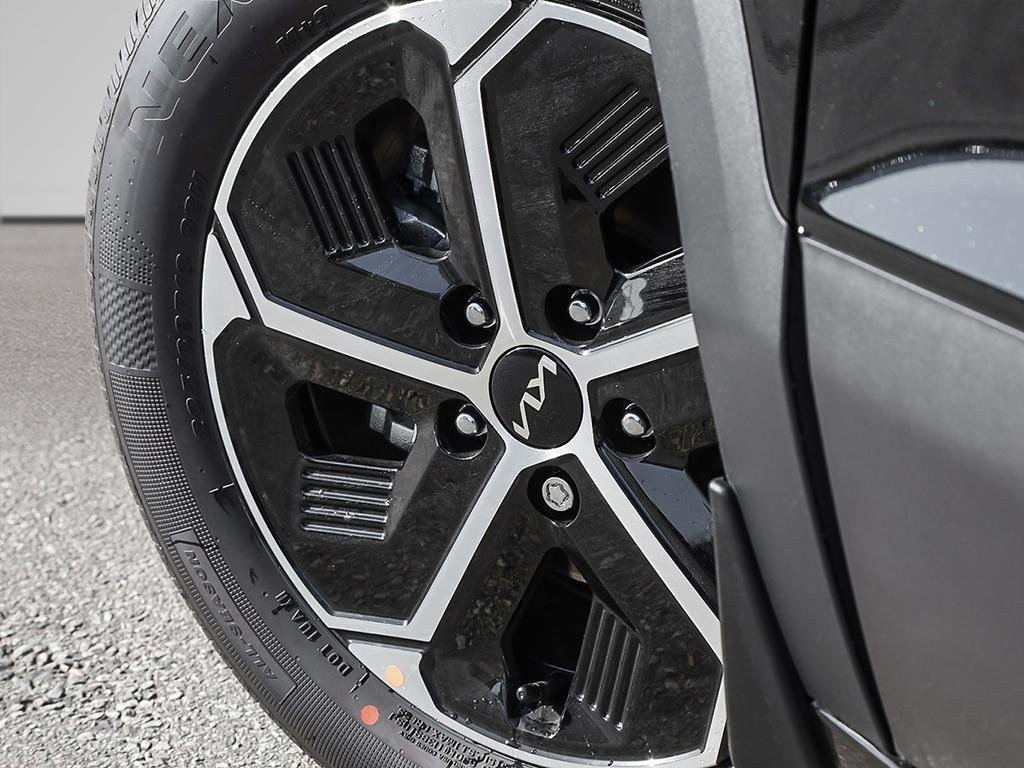 2025 Kia Niro LX-10