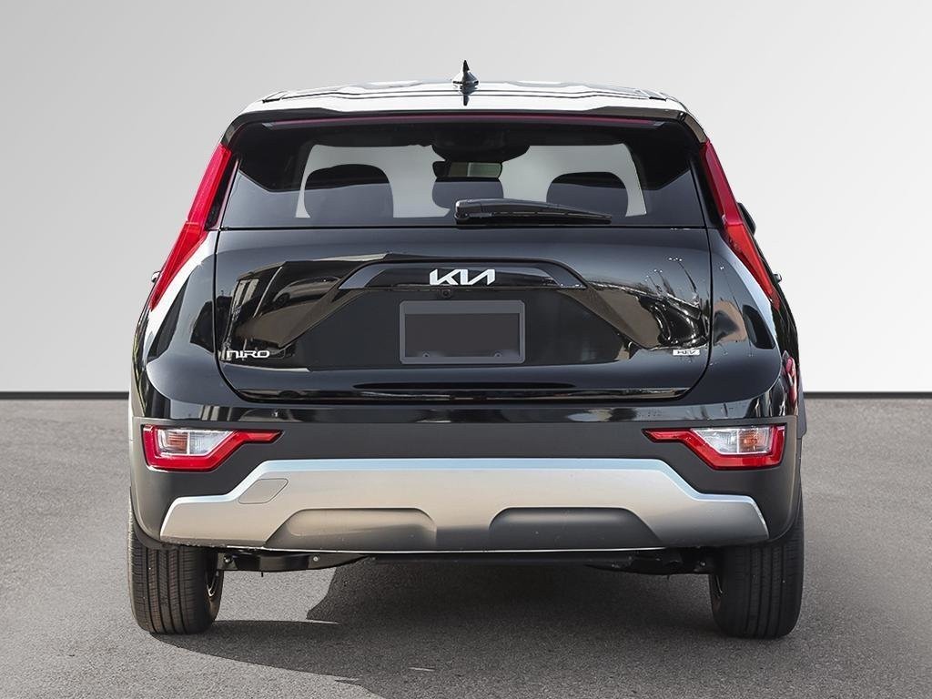 2025 Kia Niro LX-6
