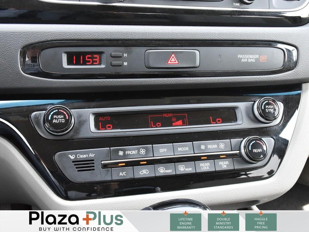 2016 Kia Sedona SX