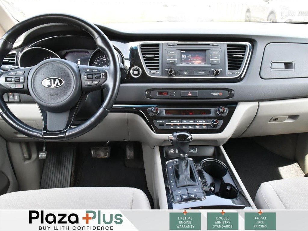 2016 Kia Sedona SX