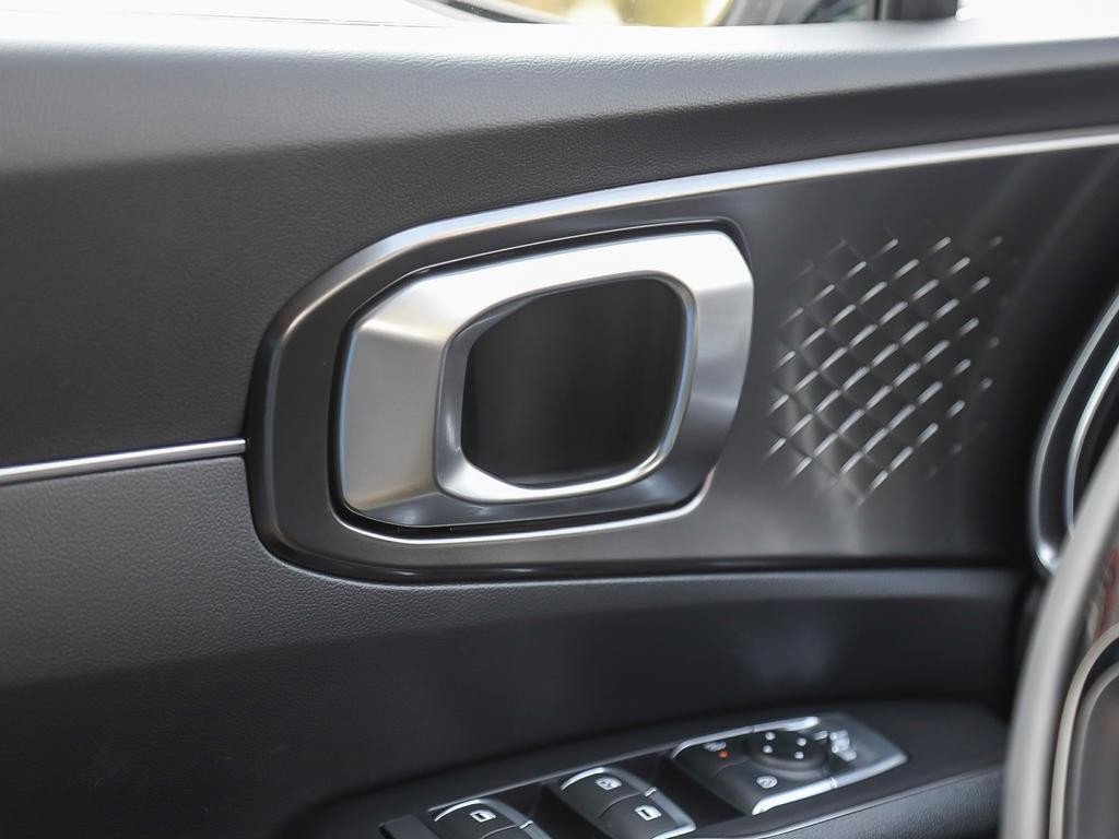 2026 Kia Sorento Plug-In Hybrid LX-18