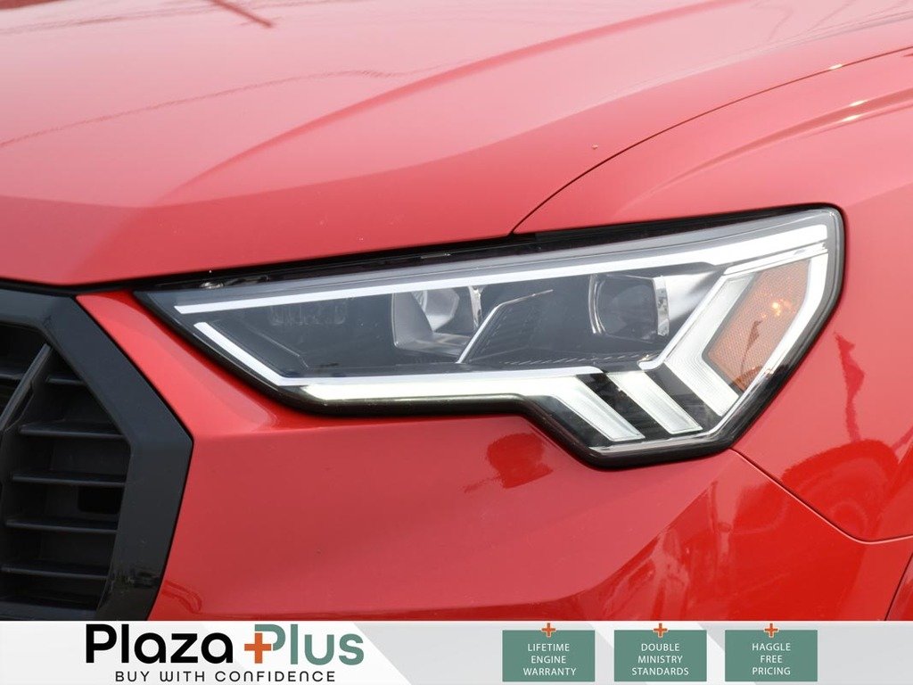 2024 Audi Q3 Technik LIKE NEW! | SONSO AUDIO | PANO SUNROOF | TRAILER HITCH!