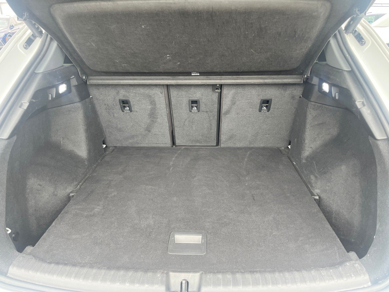 2023 Audi Q4 e-tron BASE-21