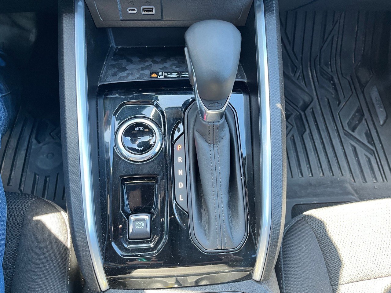 2023 Chevrolet Colorado 4WD LT-9