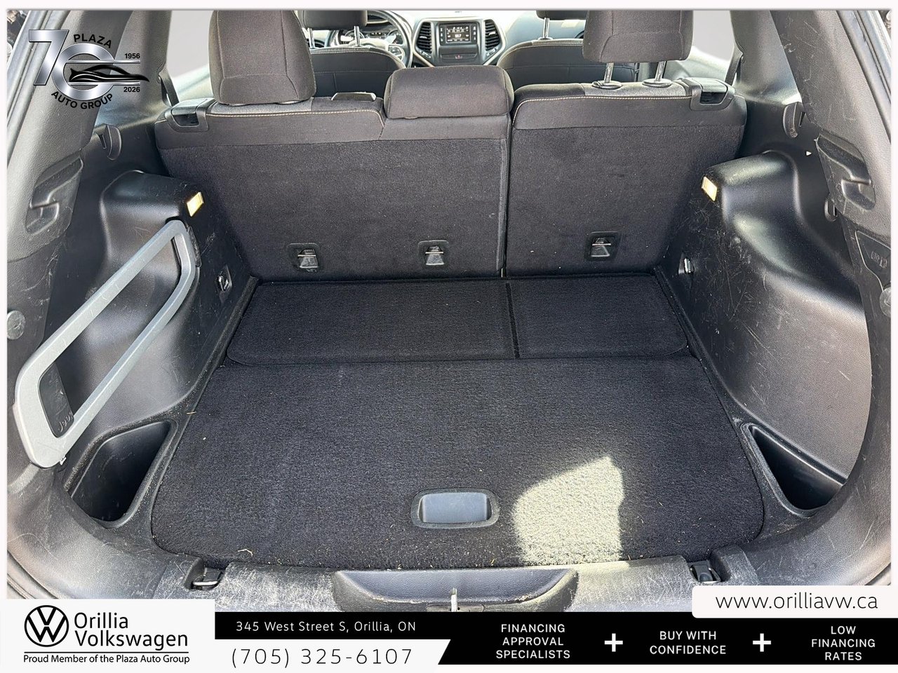 2015 Jeep Cherokee Sport-6