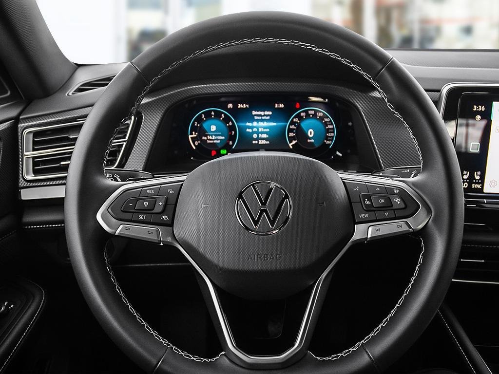 2025 Volkswagen Atlas Cross Sport Highline Black Wheel Package / Oryx White Pearl