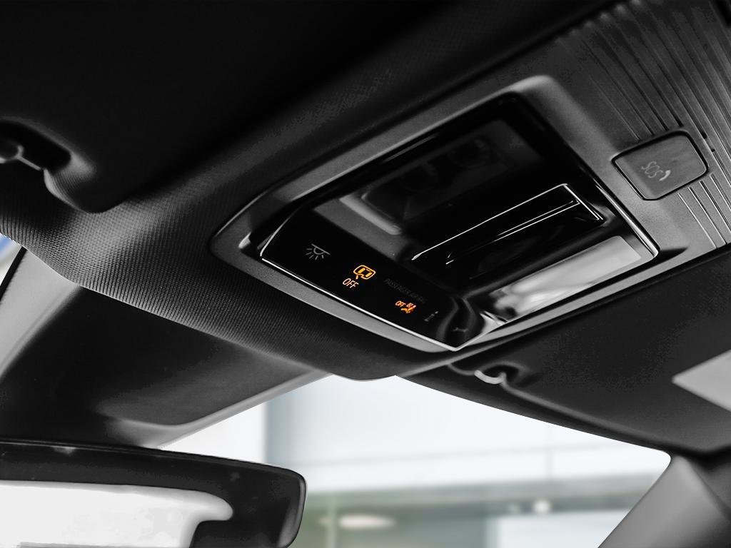 2025 Volkswagen Atlas Cross Sport Comfortline R-Line Black Edition No Options / Deep Black Pearl