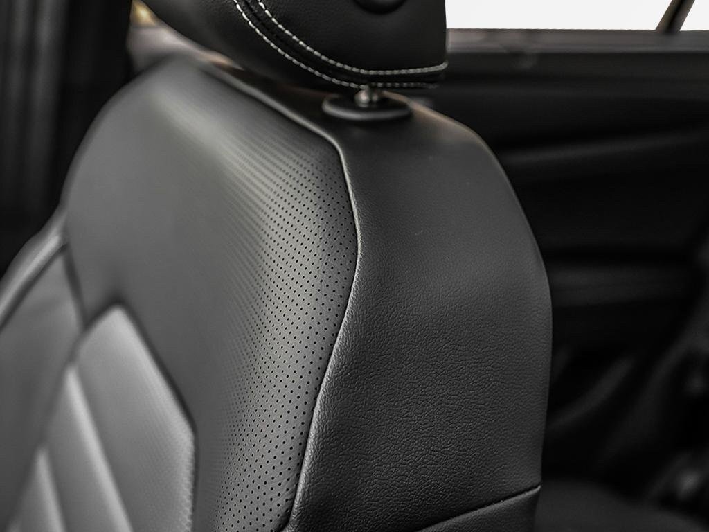 2026 Volkswagen Atlas Cross Sport Highline-18