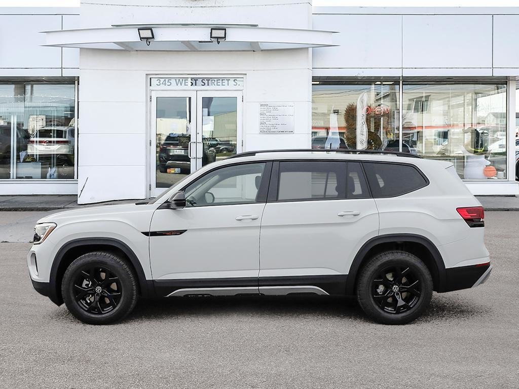 2025 Volkswagen Atlas PEAK EDITION Pano Roof Package / Pure White