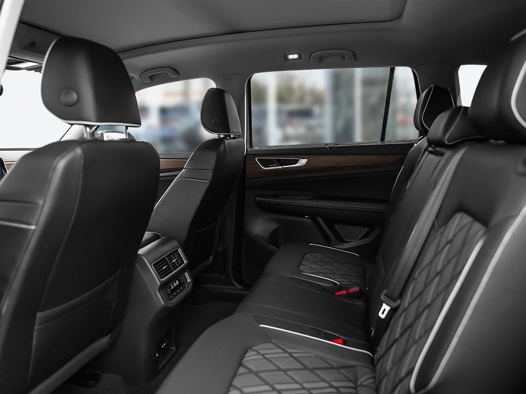 2025 Volkswagen Atlas Execline No Options / Deep Black Pearl