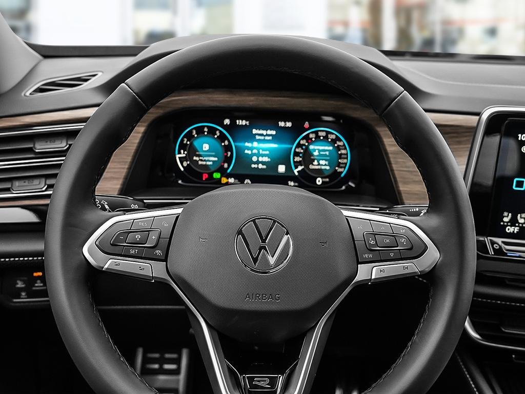 2025 Volkswagen Atlas Execline No Options / Mountain Lake Blue Metallic