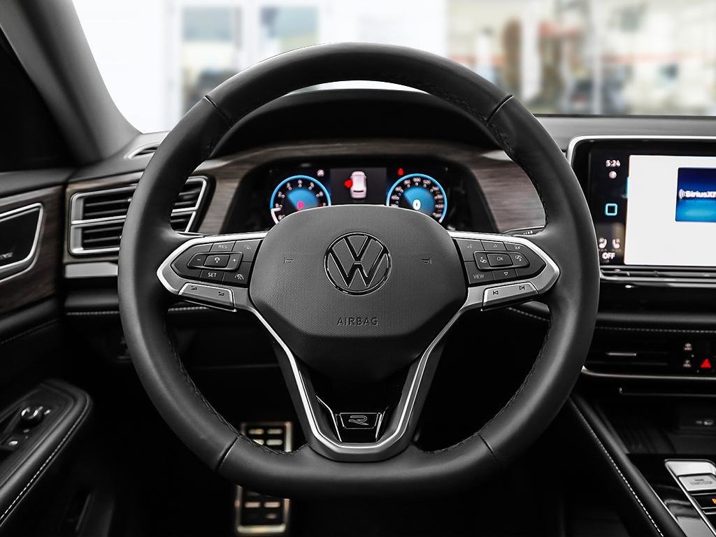 2025 Volkswagen Atlas Execline No Options / Pure Gray