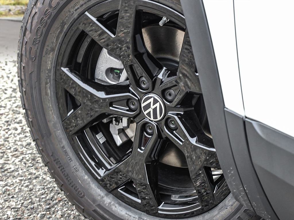 2025 Volkswagen Atlas Peak Edition No Options / Pure White