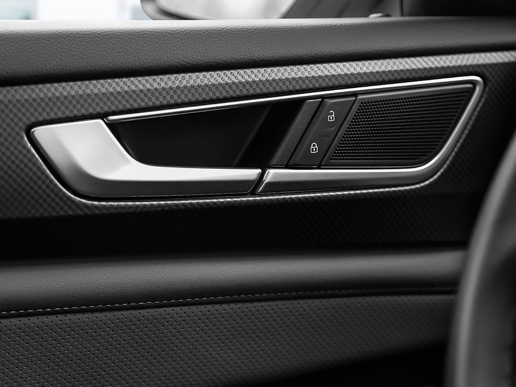 2025 Volkswagen Atlas Peak Edition No Options / Pure White