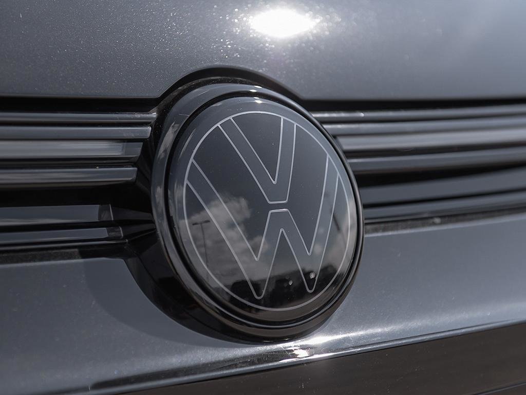 2025 Volkswagen Golf R Black Edition Akrapovic Exhaust / Mythos Black Metallic