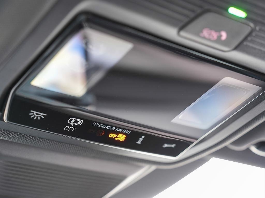 2026 Volkswagen Golf R R 4MOTION-23