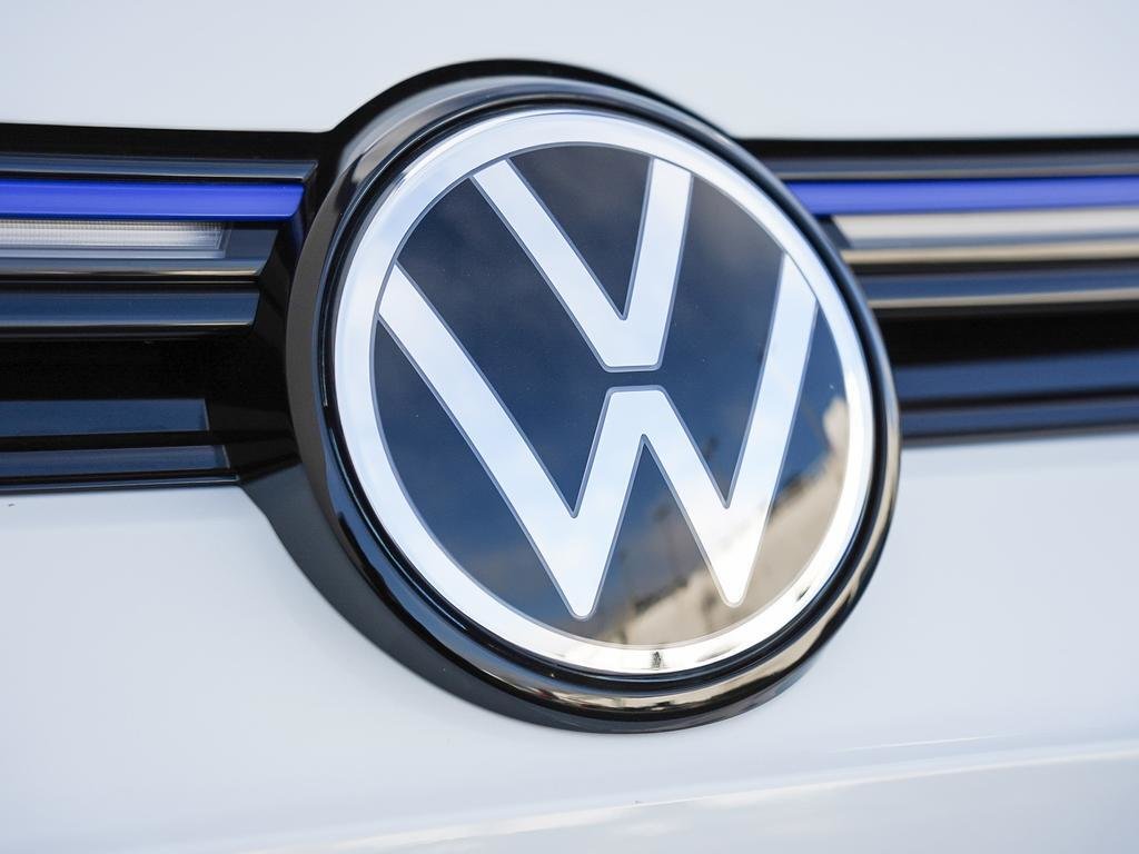 2026 Volkswagen Golf R R 4MOTION-8