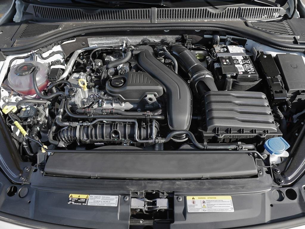 2025 Volkswagen Jetta Highline Beats Audio Removal / Oryx White Pearl