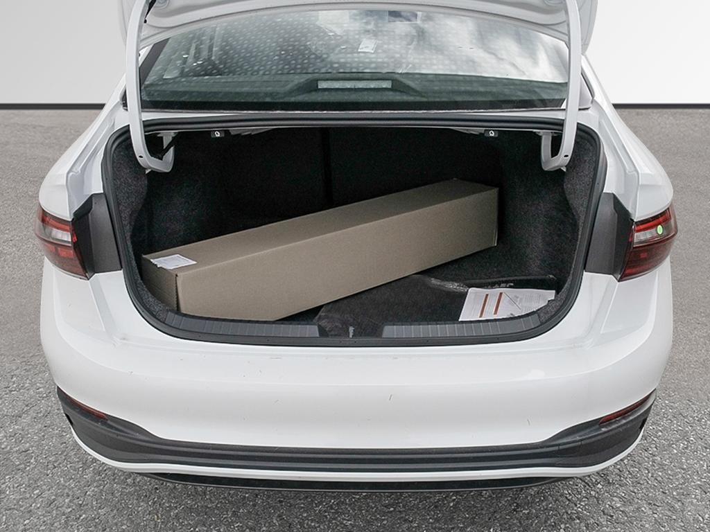 2025 Volkswagen Jetta Comfortline No Options / Oryx White Pearl