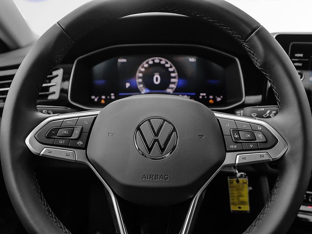 2025 Volkswagen Jetta Trendline No Options / Pure White