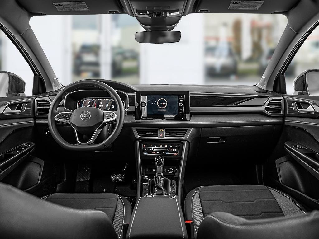 2025 Volkswagen Taos Comfortline Black Edition No Options / Pure White