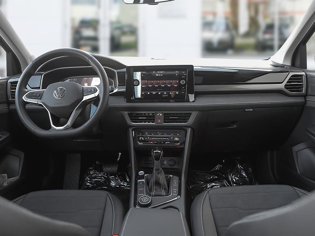 2025 Volkswagen Taos Comfortline Black Edition