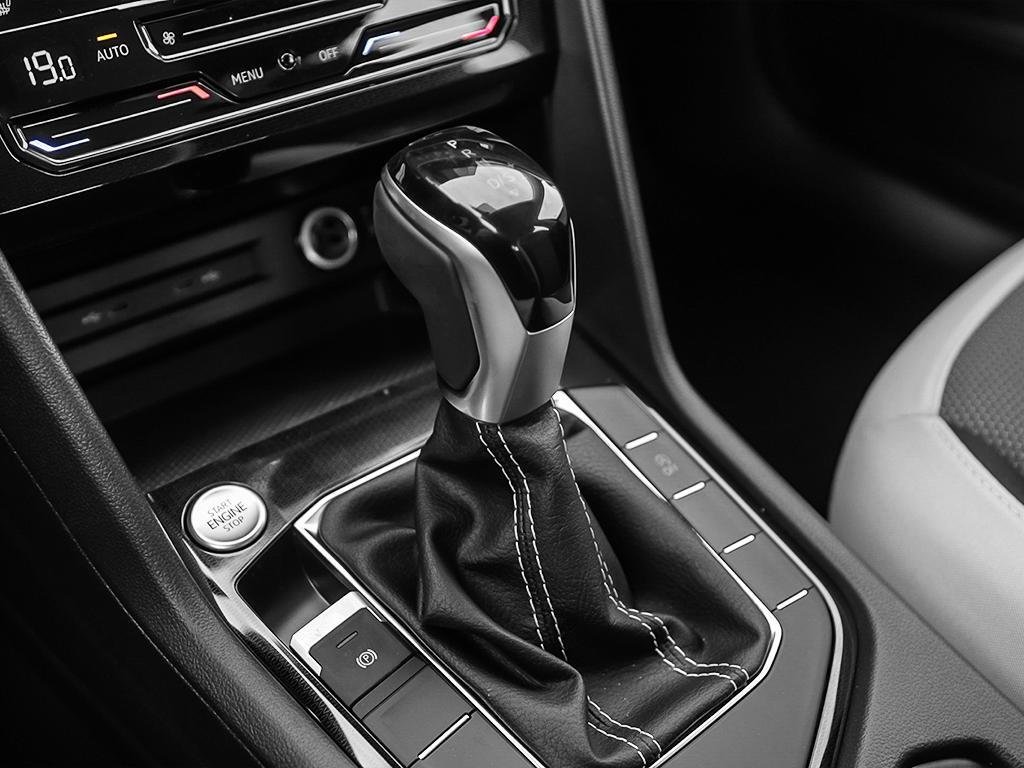 2025 Volkswagen Taos Trendline No Options / Deep Black Pearl