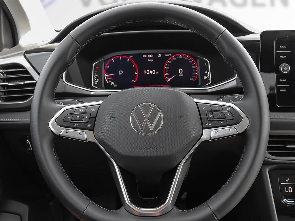 2026 Volkswagen Taos Comfortline Black Edition 4MOTION-17