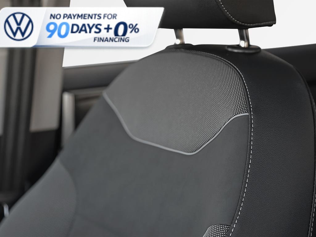 2026 Volkswagen Taos Comfortline Black Edition 4MOTION-18