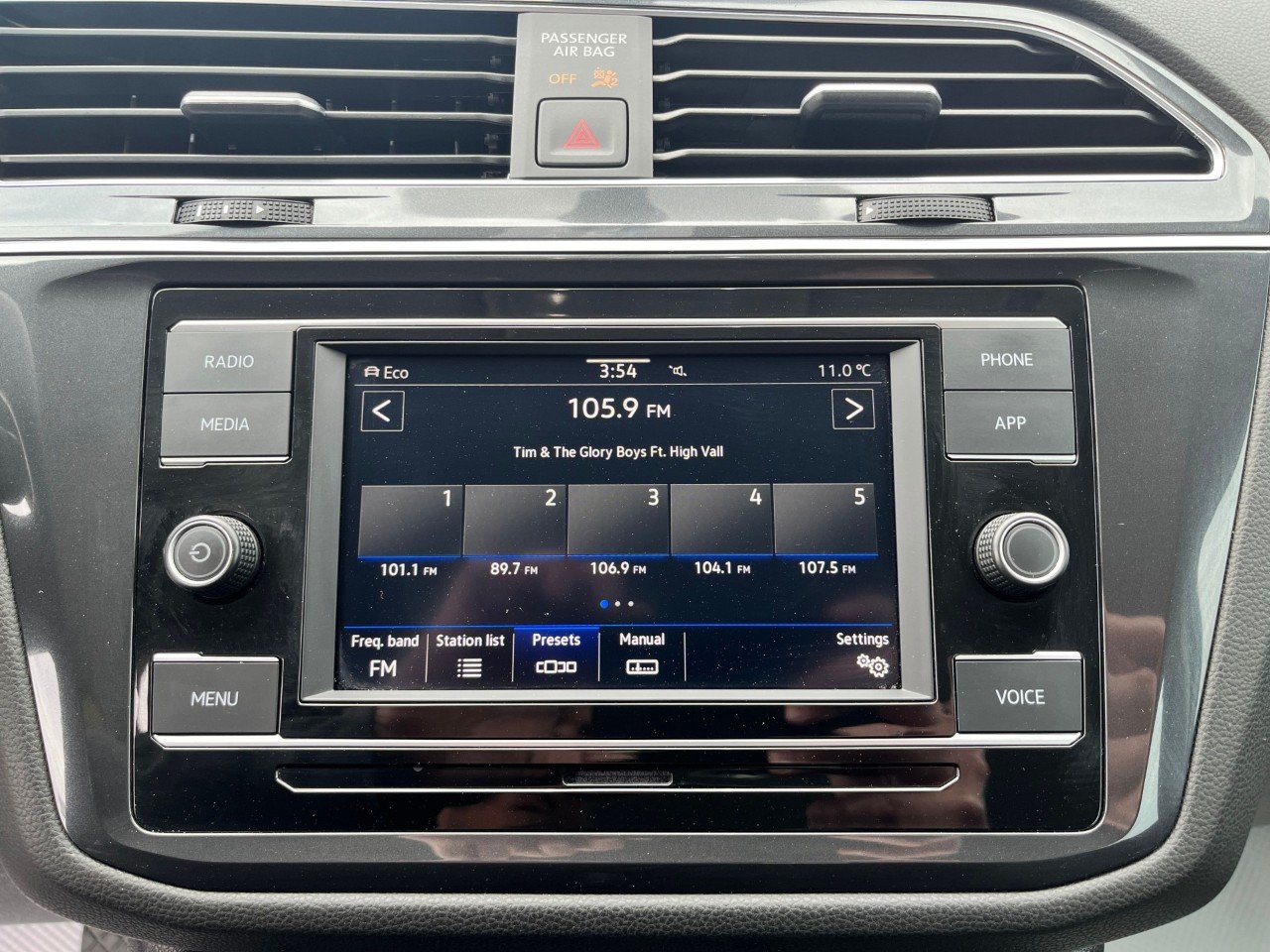 2023 Volkswagen Tiguan Trendline-8