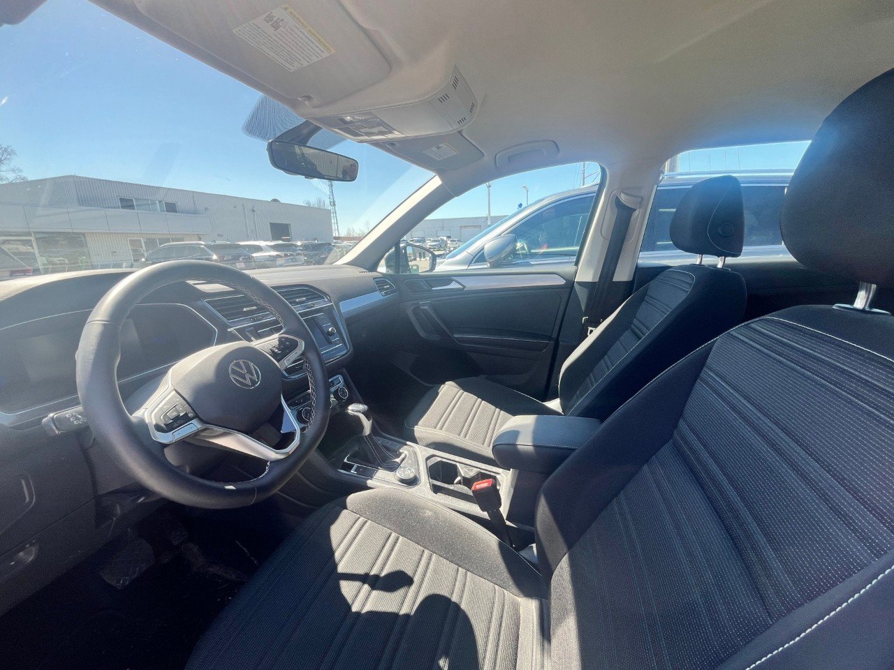 2023 Volkswagen Tiguan Trendline-5