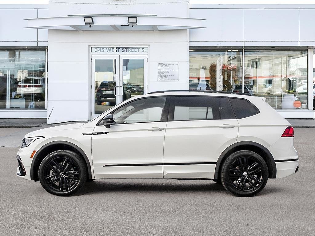 2024 Volkswagen Tiguan COMFORTLINE R-LINE BLACK EDITION Third Row Package / Oryx White Pearl