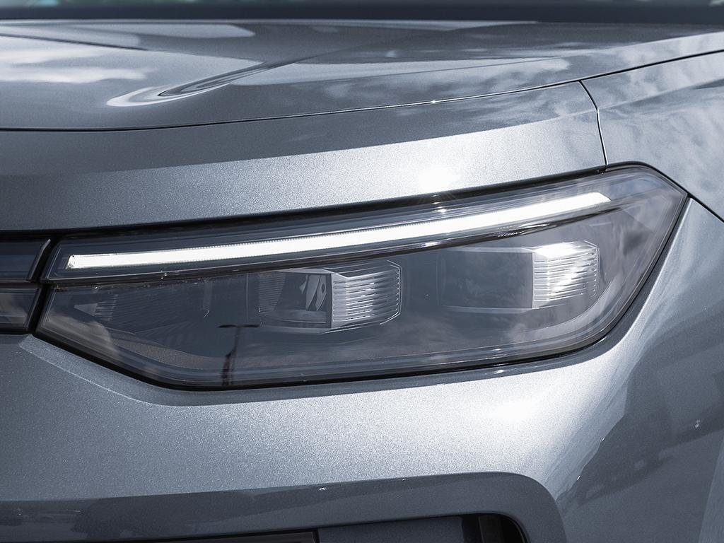 2025 Volkswagen Tiguan Comfortline Pano Roof Package / Platinum Gray