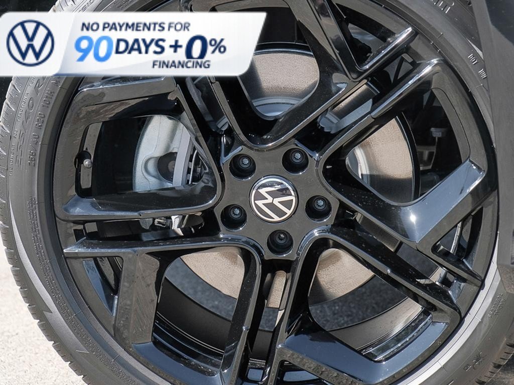 2026 Volkswagen Tiguan Comfortline R-Line Black Edition 4MOTION-6