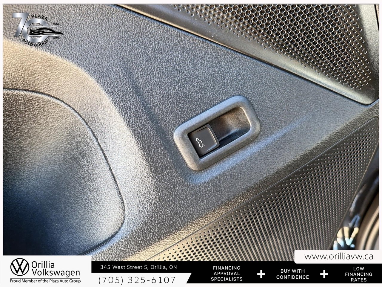 2026 Volkswagen Tiguan Comfortline R-Line Black Edition-17