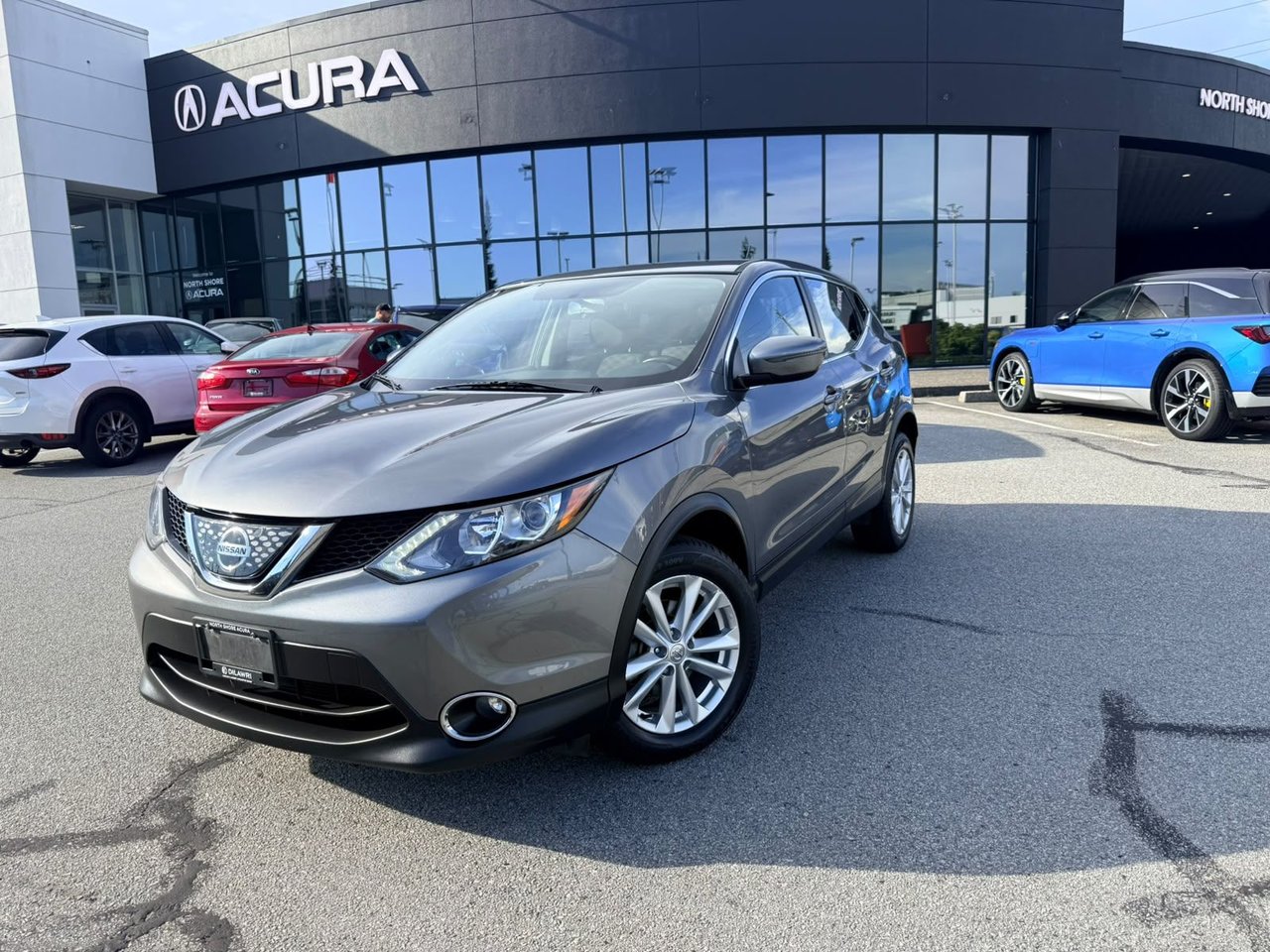 Gray 2018 Nissan Qashqai SUV / Crossover Automatic