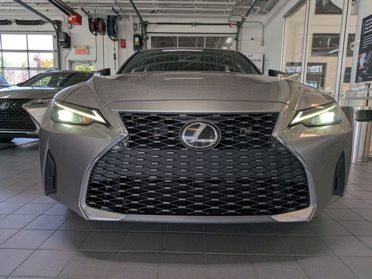 2022 Lexus IS