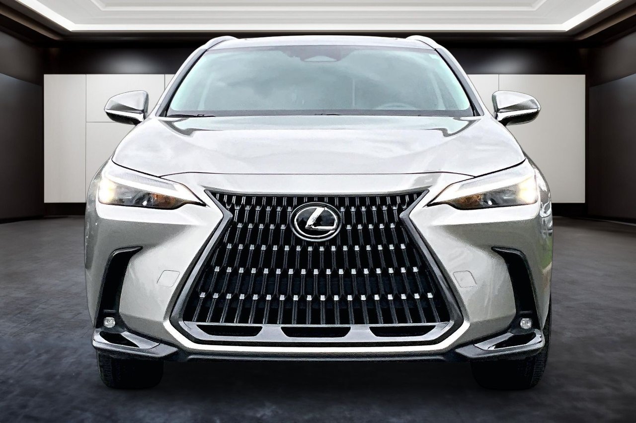 Lexus NX 2025