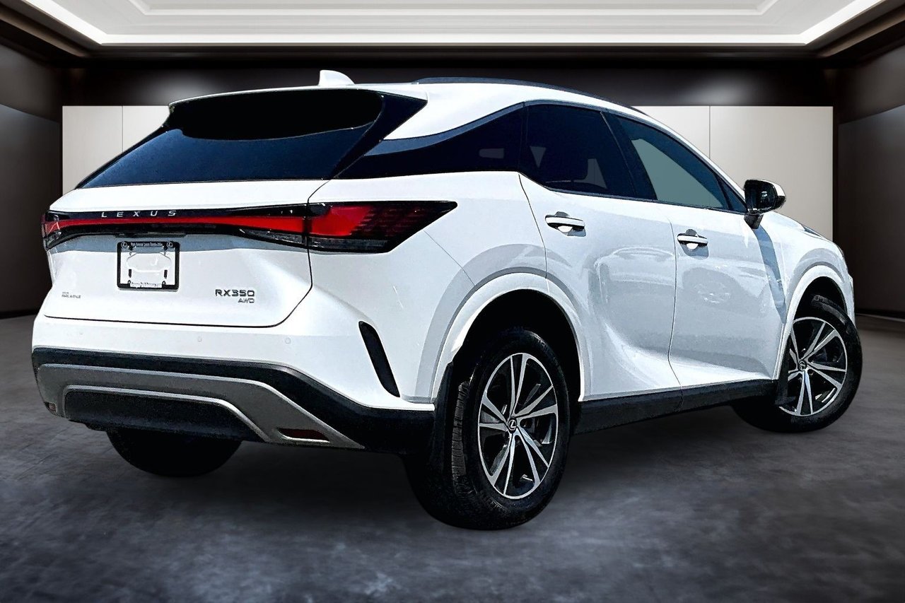 Lexus RX 2025