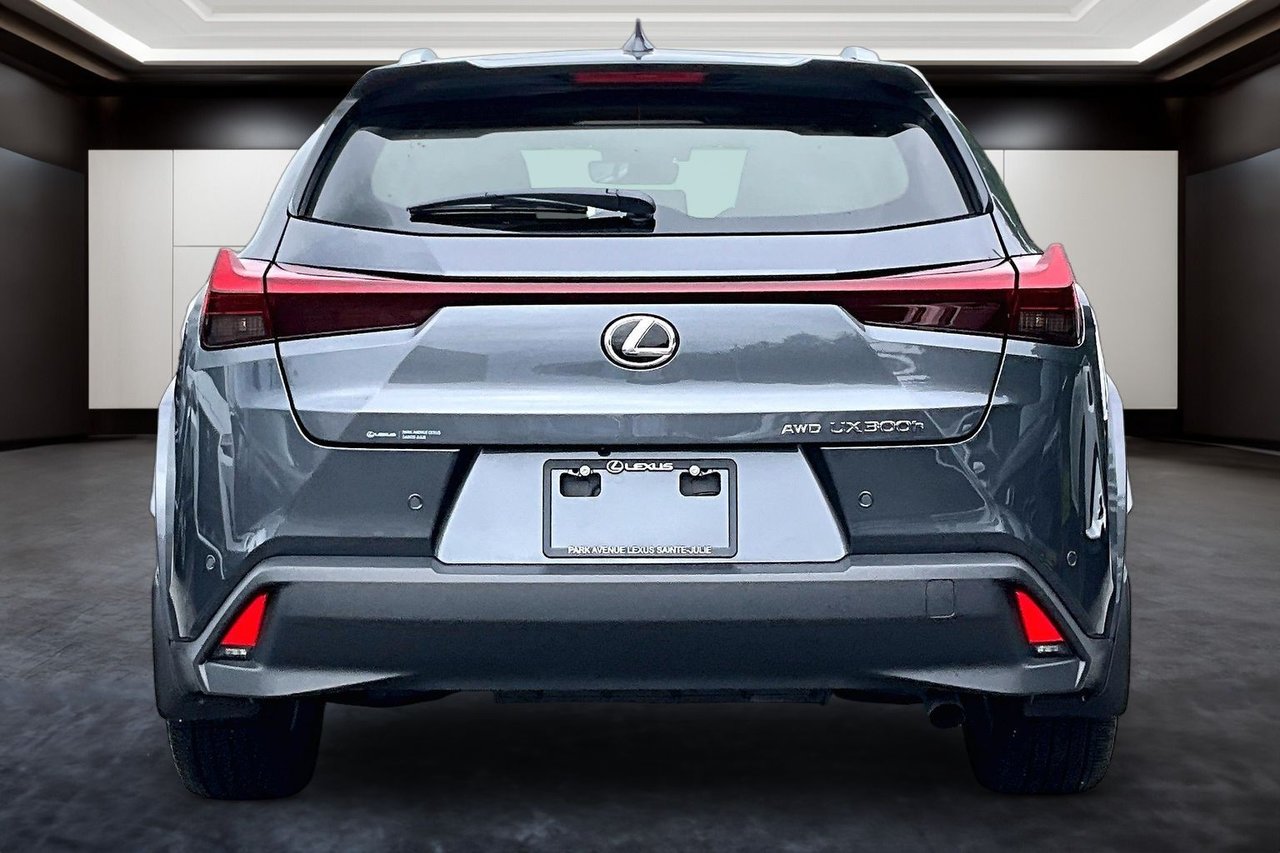 2026 Lexus UX