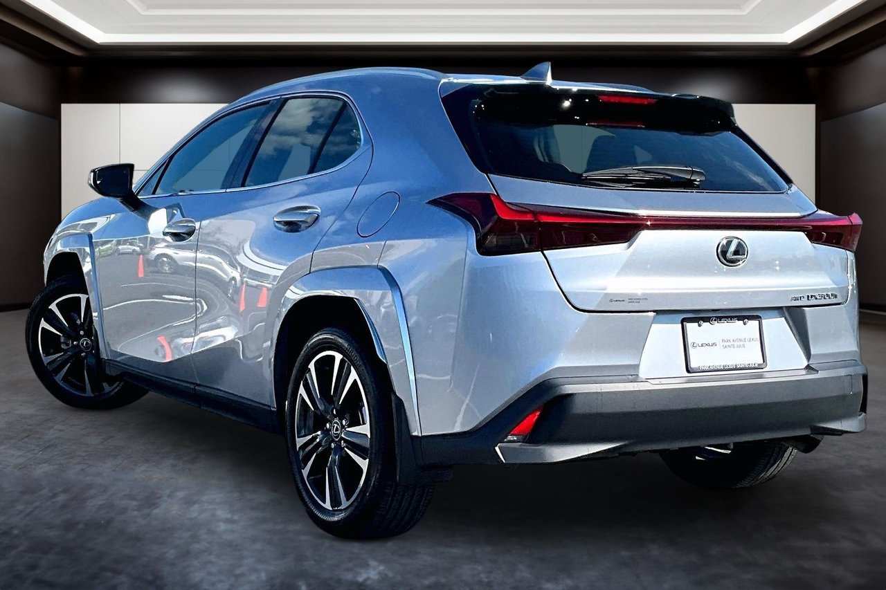 2026 Lexus UX