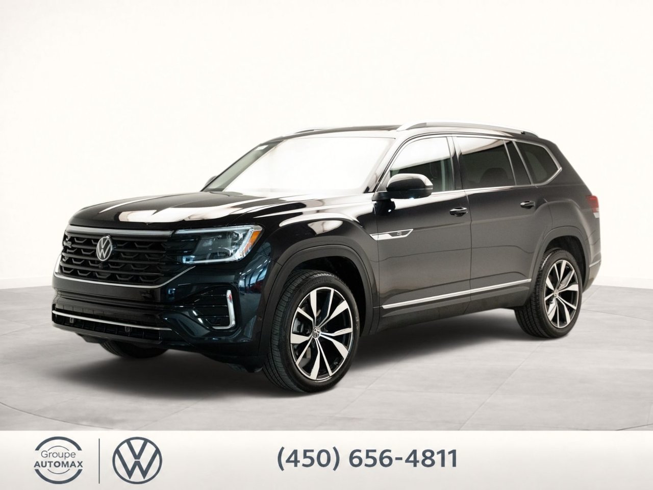 Deep Black Pearl 2024 Volkswagen Atlas SUV / Crossover All-Wheel Drive Automatic