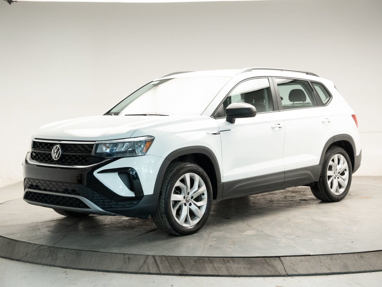 White 2023 Volkswagen Taos SUV / Crossover  Automatic